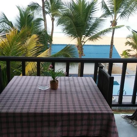 Thiranagama Beach Hotel Hikkaduwa Exteriör bild