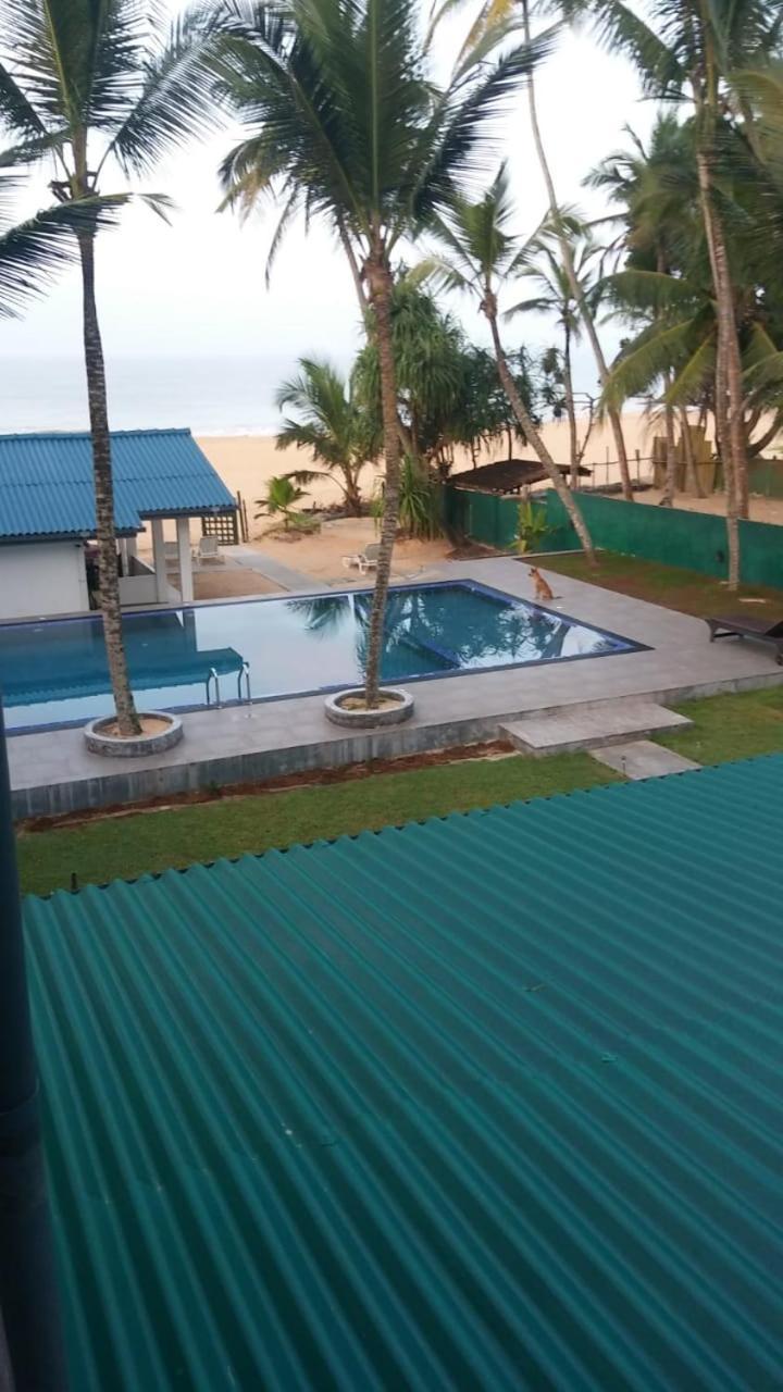 Thiranagama Beach Hotel Hikkaduwa Exteriör bild